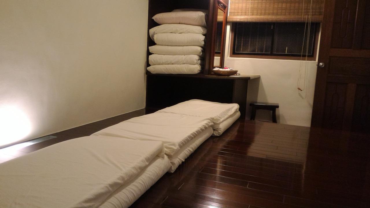 Hong Wa Cuo南投埔里紅瓦厝山居民宿 Szoba fotó
